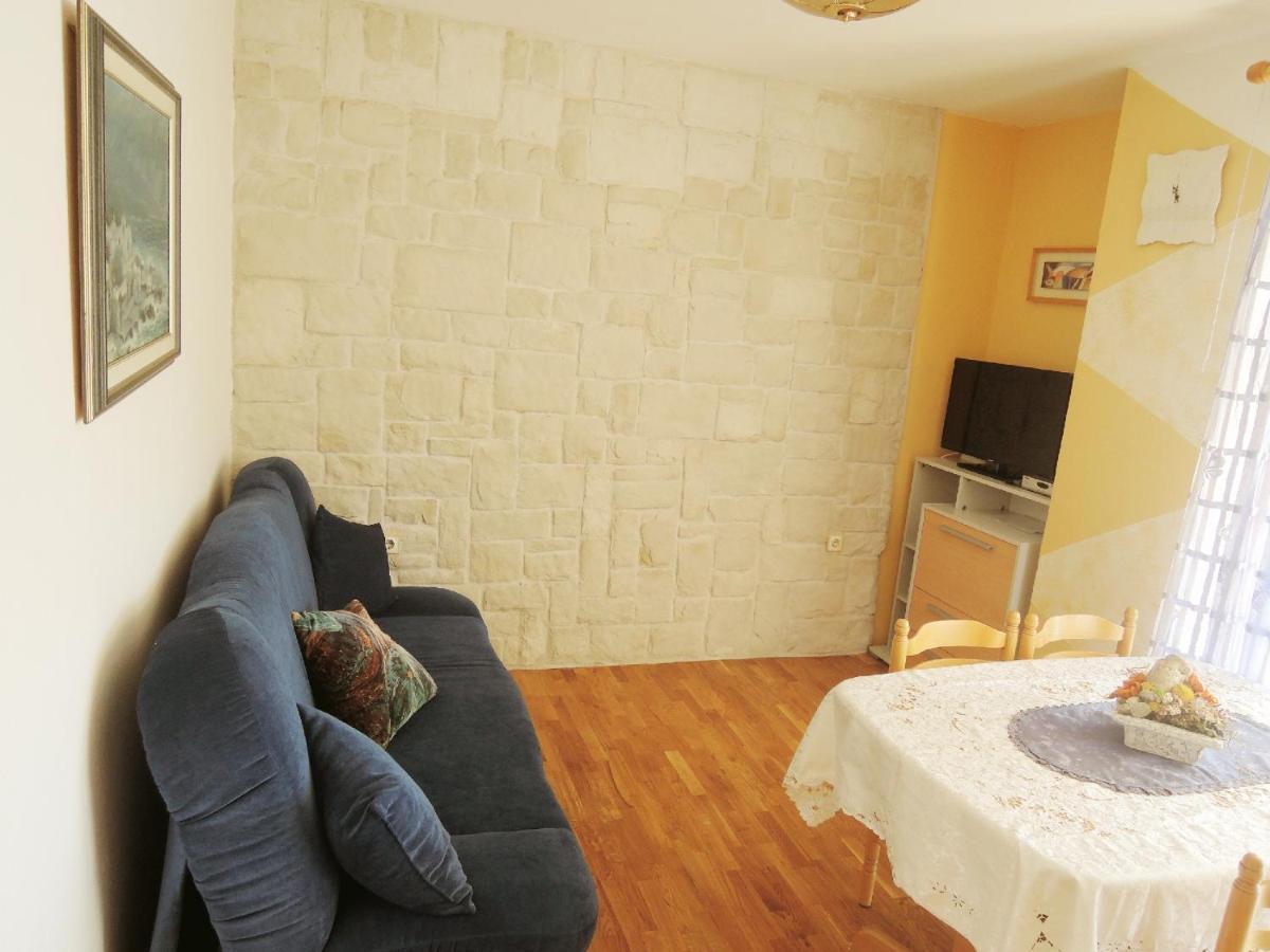 Apartments Sabina I Grapes Malinska Εξωτερικό φωτογραφία