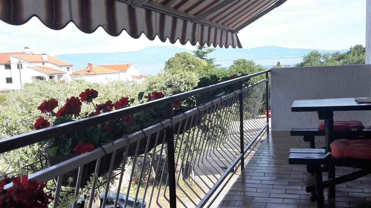 Apartments Sabina I Grapes Malinska Εξωτερικό φωτογραφία